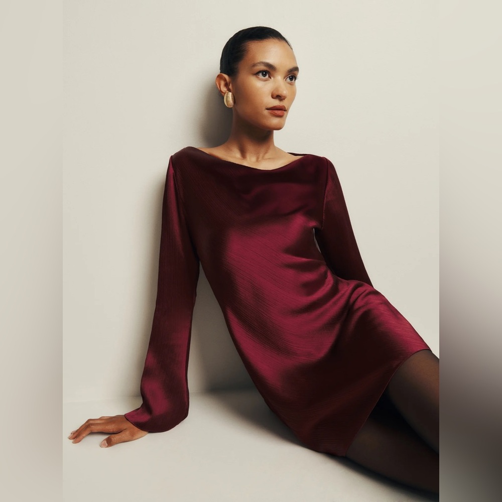 Reformation NWT pike satin dress in Chianti XS